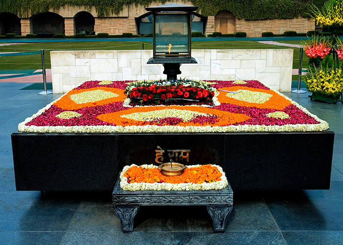tomb of mahatma Gandhi